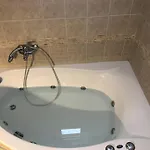 Soltas “εξοχική με υδρομασάζ ” Villa